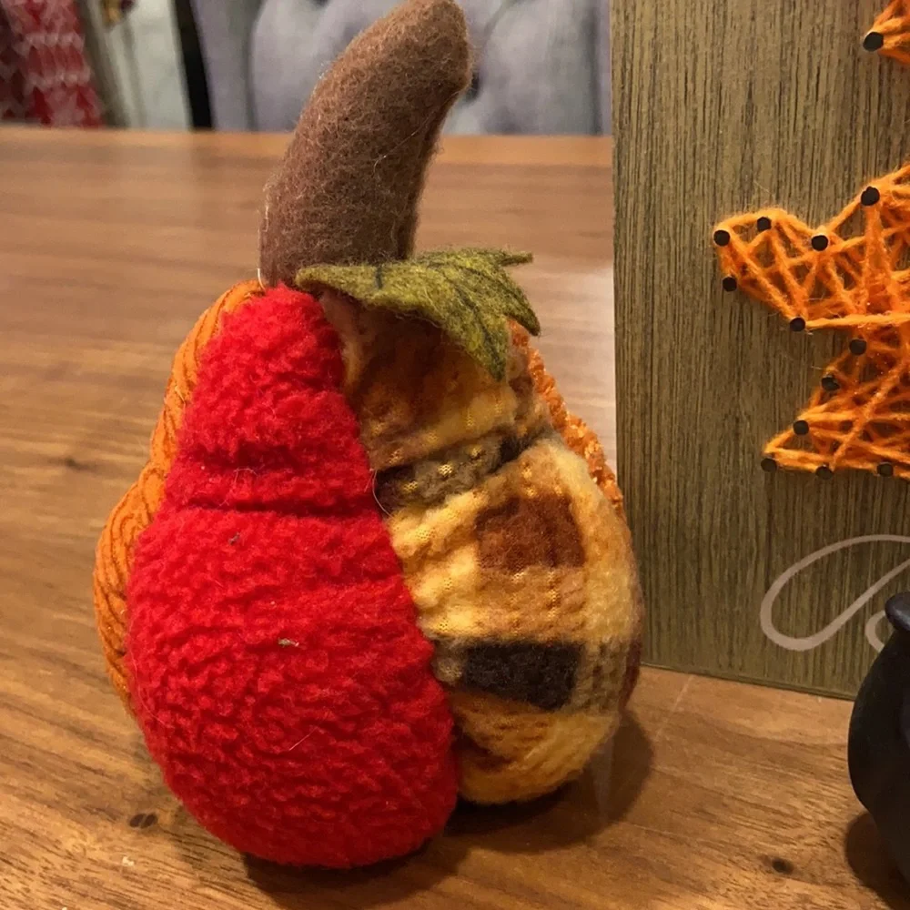 Fall Decor - Picture 3 of 4